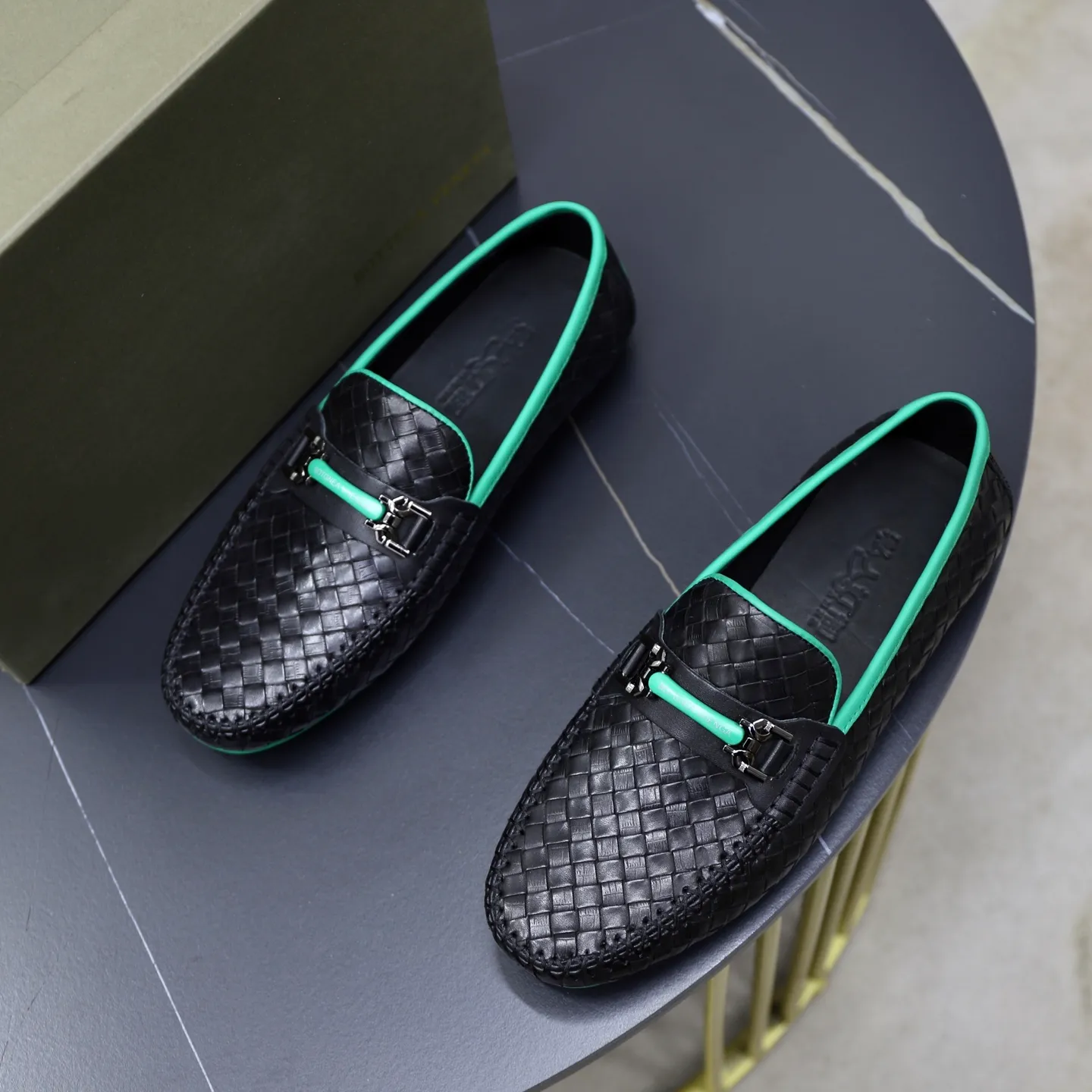 Men's shoes 💰500💰BOTTEG* VENET* - high-end boutique Size: 38-44 (45 custom-made) BV new product, calfskin artificially woven classic style harmoniously blends with contemporary fashion temperament, rubber soles are light and flexible, water-dyed cowhide!